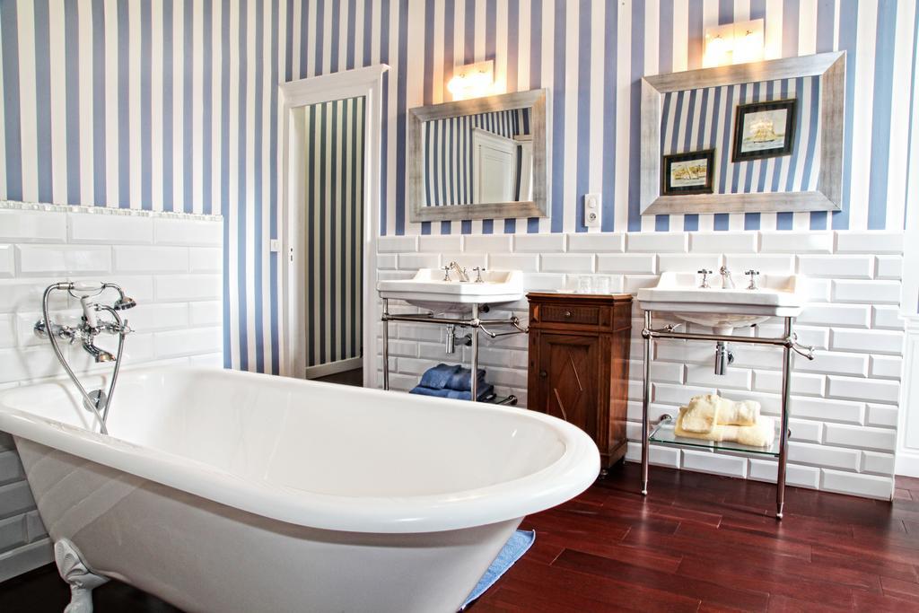 Chateau Lamothe Du Prince Noir - B&B Saint-Sulpice-et-Cameyrac Phòng bức ảnh